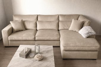 Oudenbosch 2 Zits + Longchair in beige – kleurimpressie