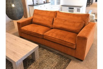 Oudenbosch 2 Zits in oranje – kleurimpressie
