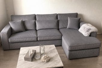 Oudenbosch Longchair in ribstof – materiaalimpressie