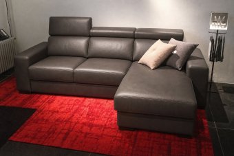 Raalte 2 Zits + Longchair in leer – materiaalimpressie