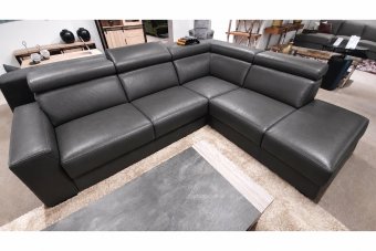 Raalte Ottomaan in leer – materiaalimpressie