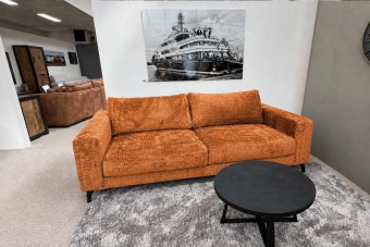 Roosendaal 2 Zits in oranje – kleurimpressie