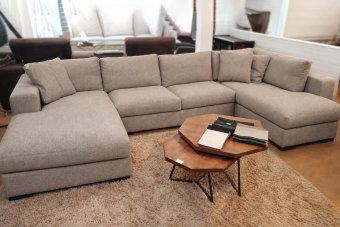 Sloterdijk Loungebank in taupe – kleurimpressie