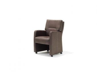 bruine stoel met armleuning in kunstleer