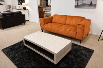 Wolvega 2 Zits Bank in oranje – kleurimpressie