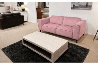 Wolvega 2 Zits Bank in roze – kleurimpressie