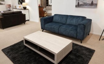 Bank Wolvega · 2 Zits 185cm