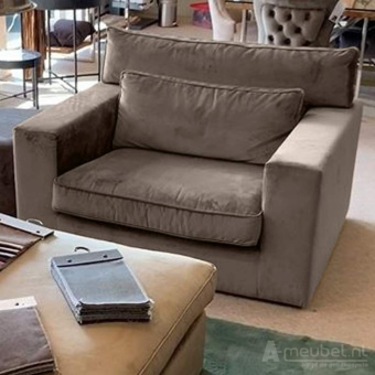 Oudenbosch Loveseat – taupe loveseat