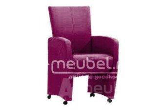 Eetkamerstoel Carlo – roze eetkamerstoel